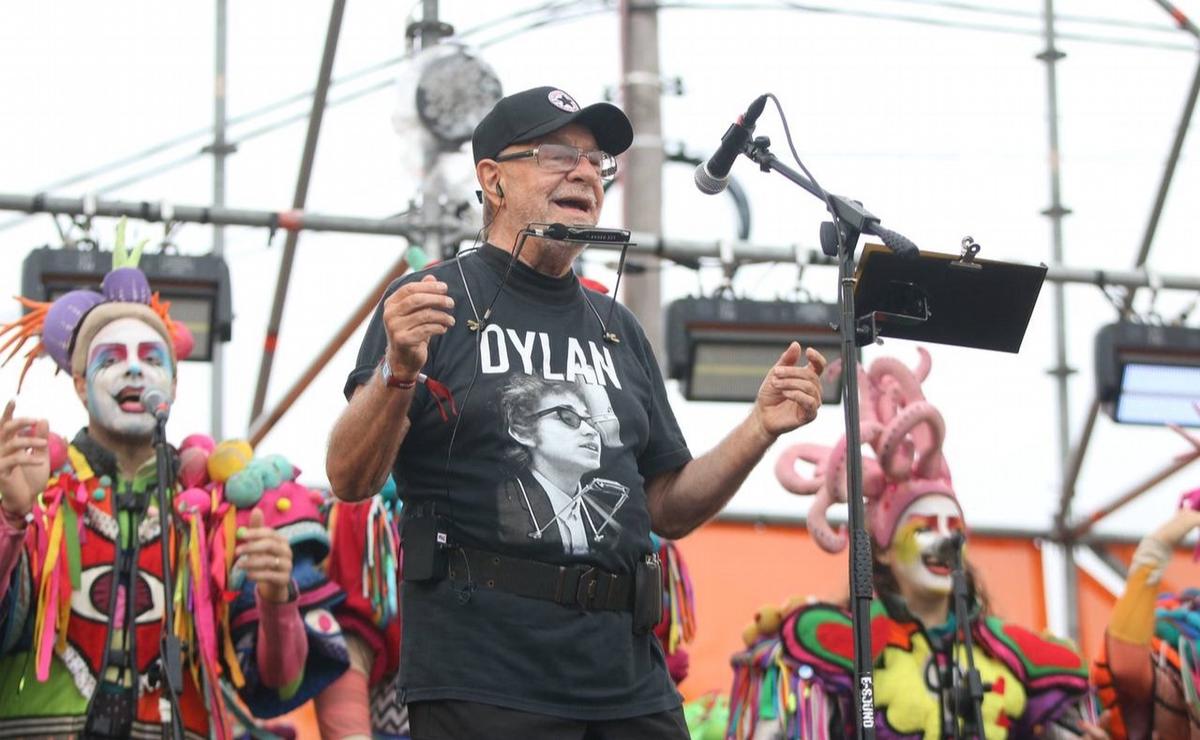 León Gieco y Agarrate Catalina.