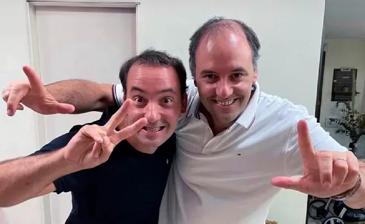 Francisco y Manuel Adorni, cada vez más complicados. (Foto: archivo)