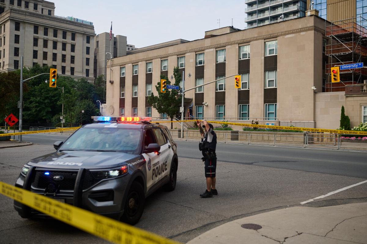 Dos arrestados por disparar contra consulado estadounidense en Toronto