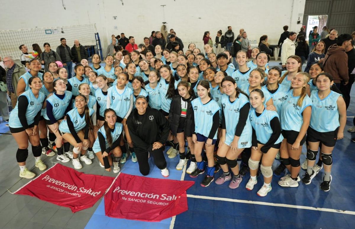 Más de 70 chicas participaron del campus del 24 y 25 de mayo en Club Banco Nación