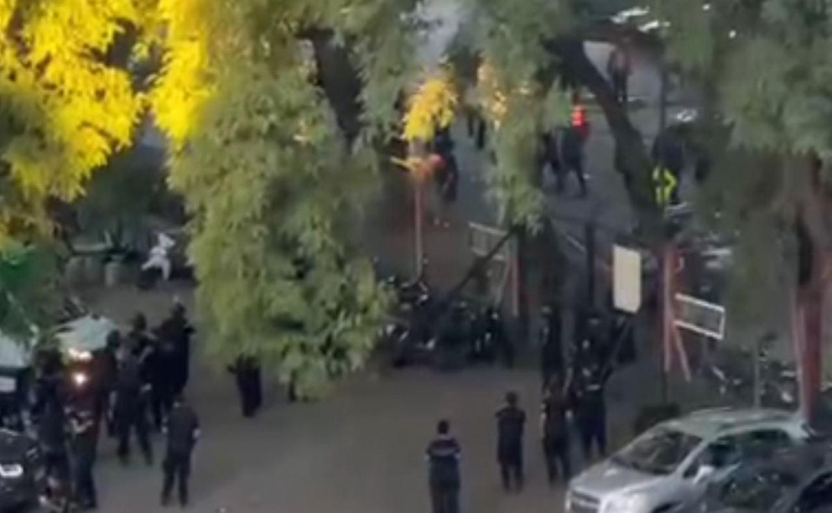 Disturbios tras el clásico en inmediaciones del Coloso.