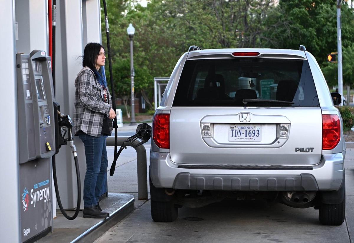 El aumento del precio del combustible es uno de los principales factores que explica la aceleración del IPC.