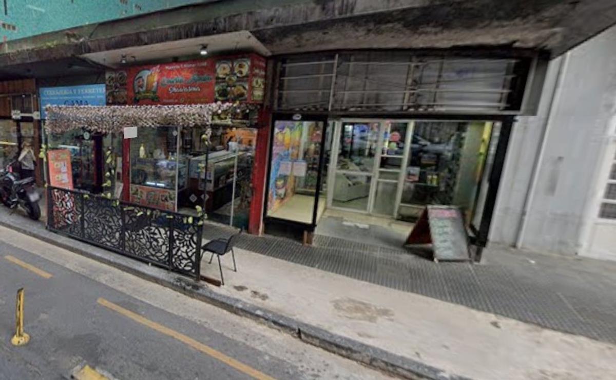 Incendio en bar de Recoleta: dos empleados con quemaduras y hospitalizados