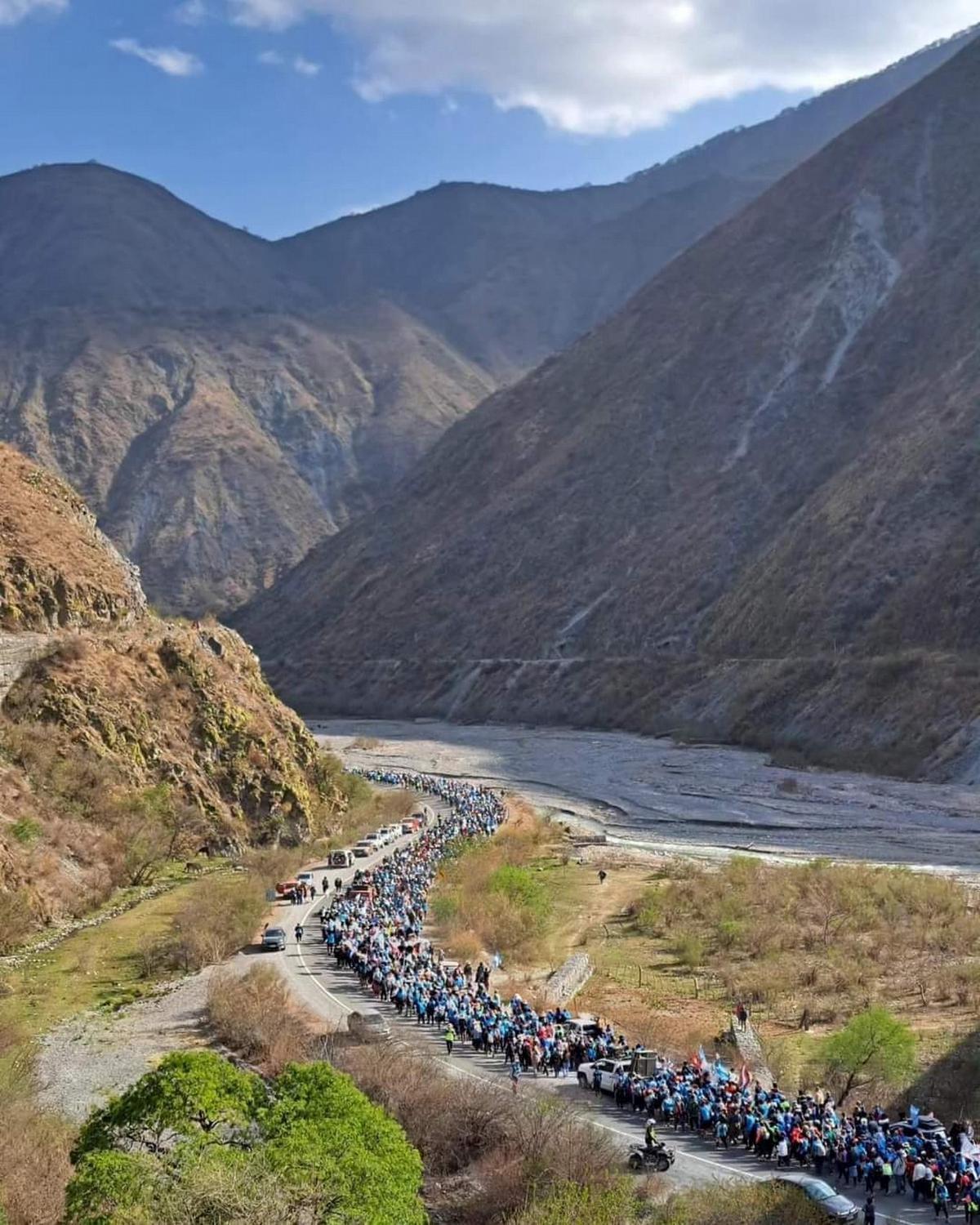 FOTO: Subió notablemente la participación de voluntarios en la peregrinación de Salta