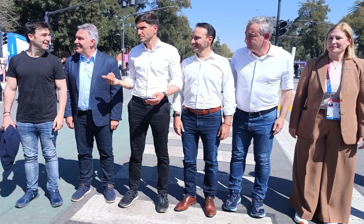 Cuatro gobernadores juntos en Rosario durante los Juegos Suramericanos.