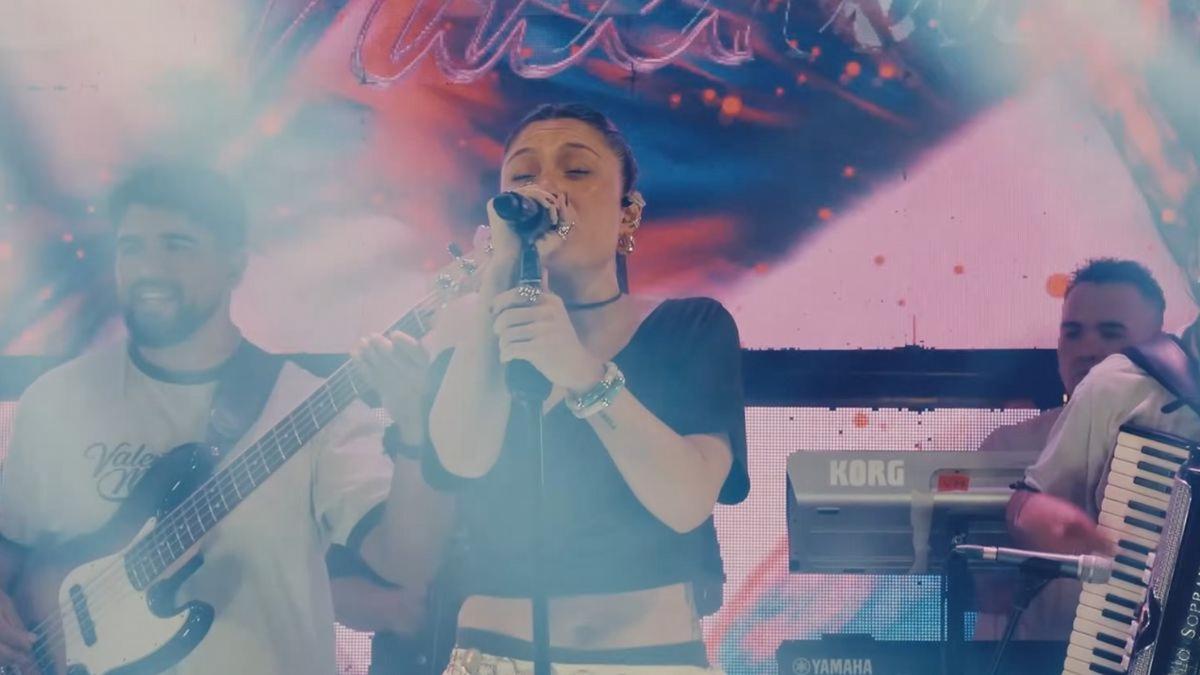 "La Mona", ícono: 120 mil personas bailaron en el Obelisco
