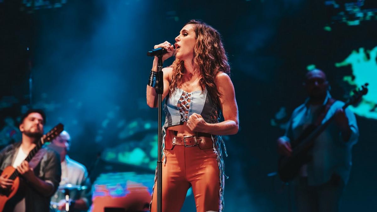 La Sole desplegando todo su talento en el escenario.