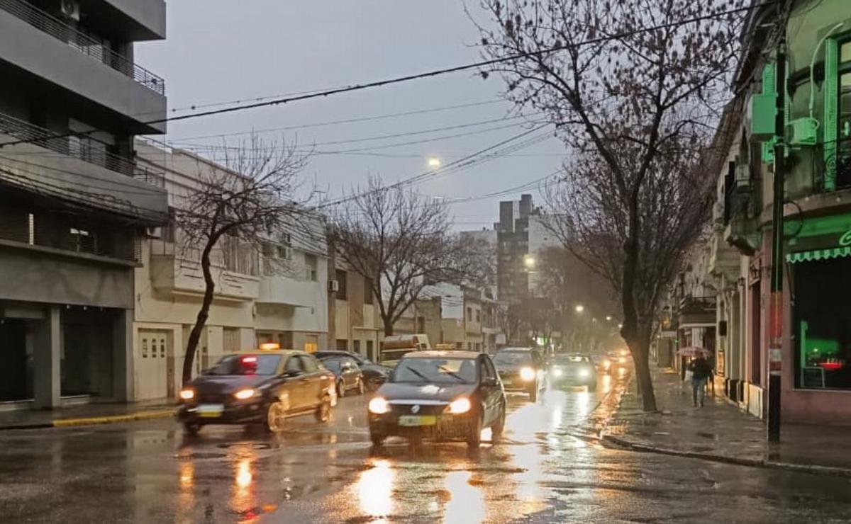 Lluvia en Rosario.