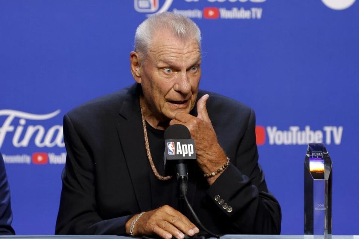 Don Nelson, leyenda de la NBA, falleció a los 86 años.