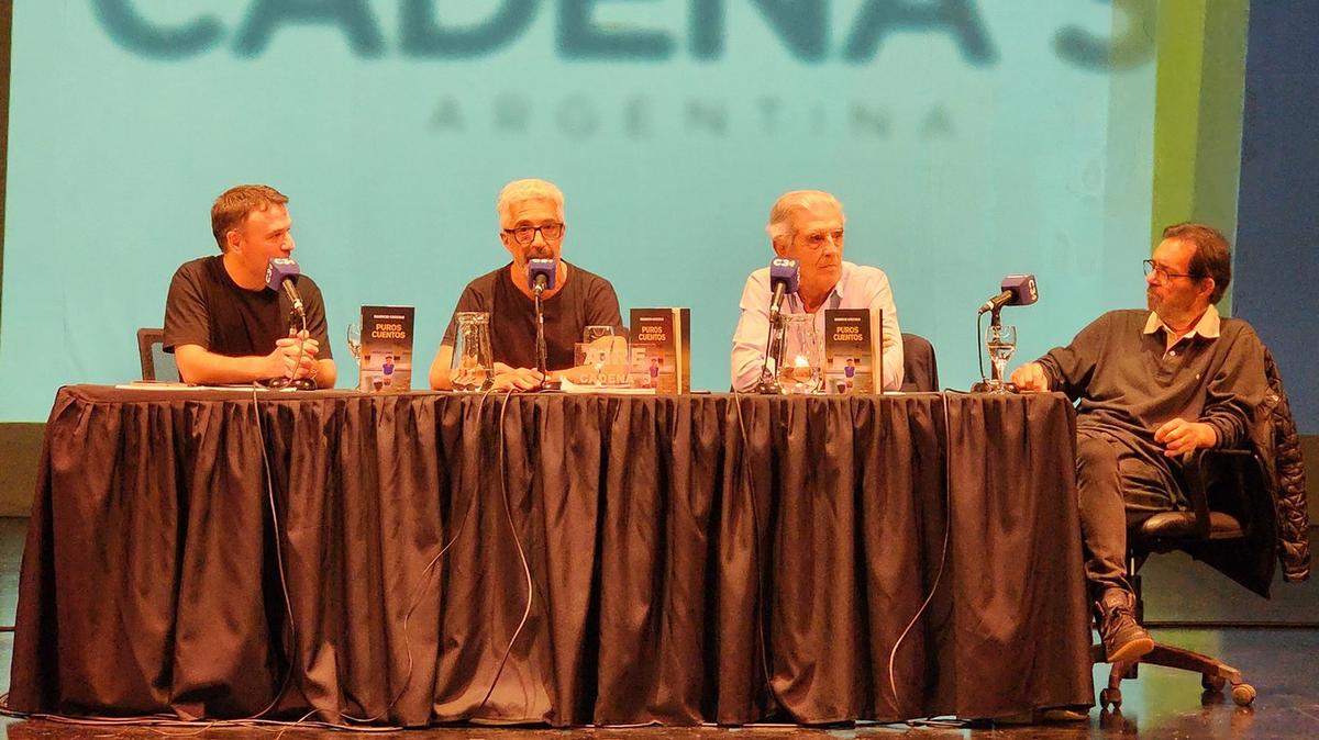 FOTO: Mauricio Coccolo presentó su libro 