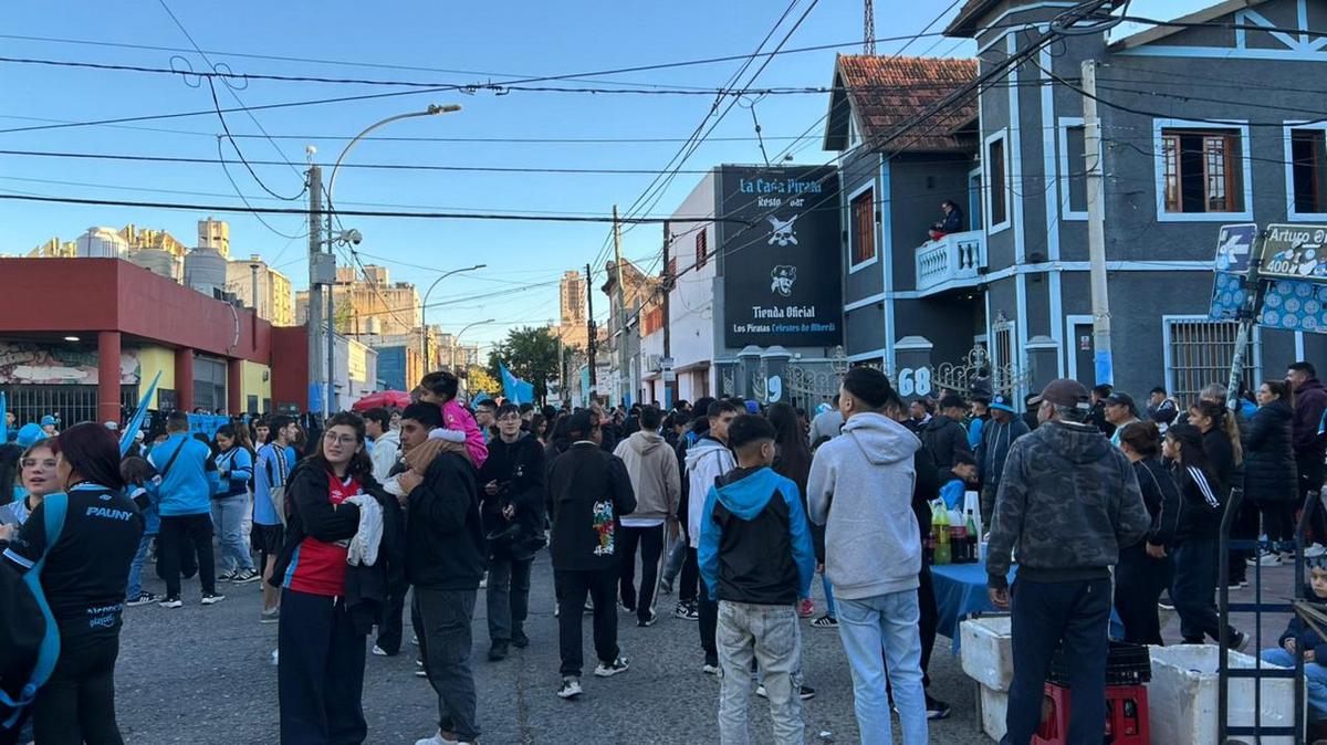 Alberdi se viste de celeste: Belgrano prepara un multitudinario banderazo.