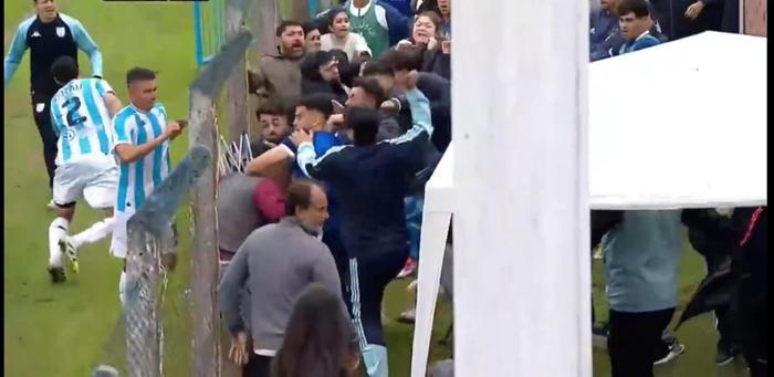 Violentos enfrentamientos entre futbolistas de Atlético Tucumán y Talleres en Reserva