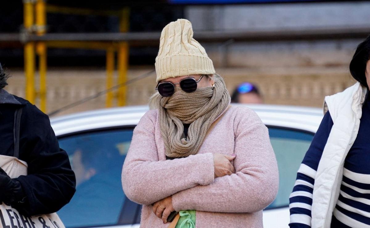 El martes comenzó con temperaturas heladas en Rosario.
