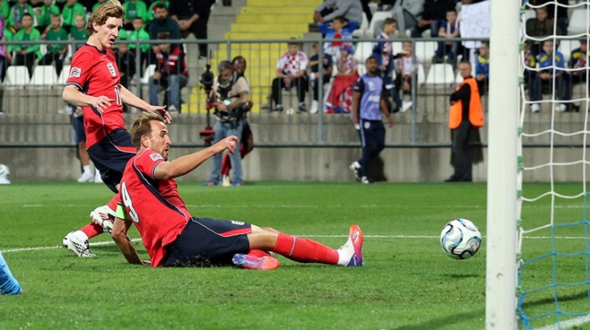 Kane hizo un doblete en el triunfo ante Croacia.
