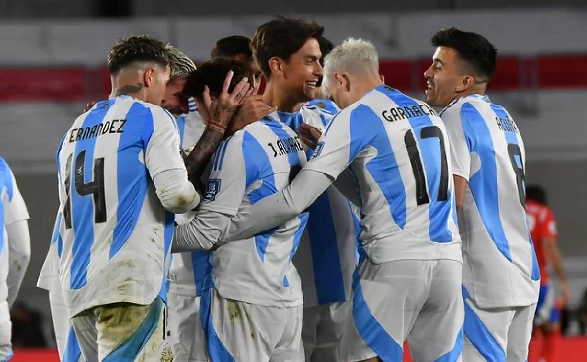 FOTO: Cuál será la formación de la Selección argentina ante Colombia. (Foto: NA)