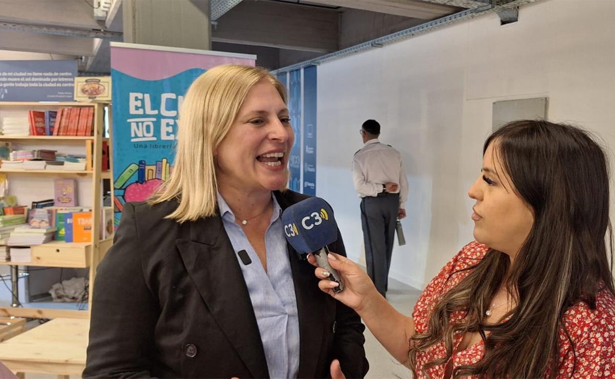 La vicegobernadra Scaglia habló con Cadena 3 Rosario en la Feria del Libro.