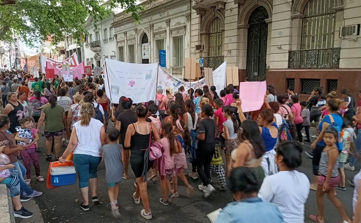 FOTO: Marcha en Rosario por la eliminación de la violencia contra las mujeres.