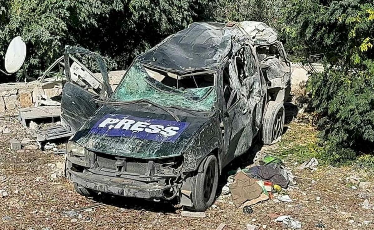 FOTO: Un ataque israelí mató a tres periodistas en Líbano (Foto: AFP/Ali Hankir).