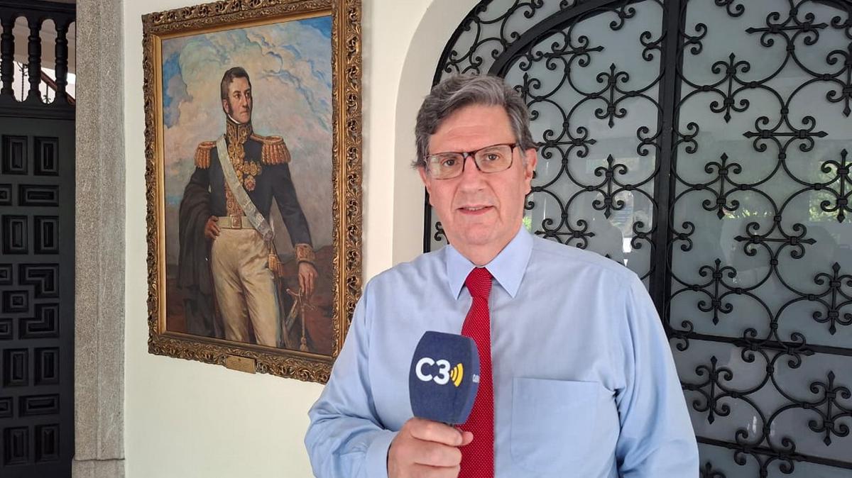 Embajador argentino en Perú, Samuel Ortiz Basualdo.