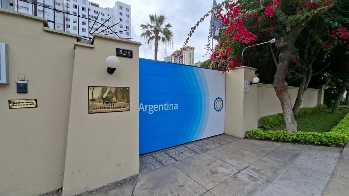 Embajador argentino en Perú, Samuel Ortiz Basualdo.