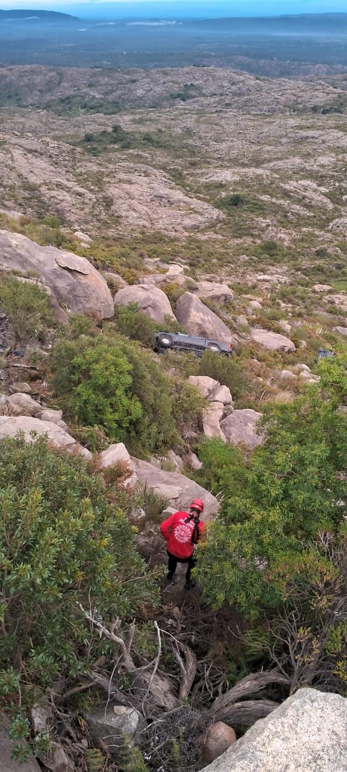 El conductor de la camioneta sufrió graves lesiones.