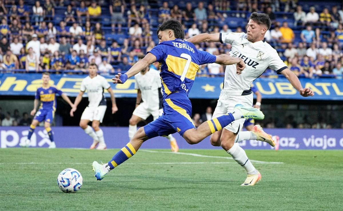 FOTO: Boca empató sin goles ante Independiente en La Bombonera (Foto: @BocaJrsOficial).