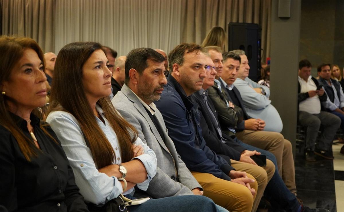 Di Pace en Funes: 200 empresarios, contexto económico y un interrogante.