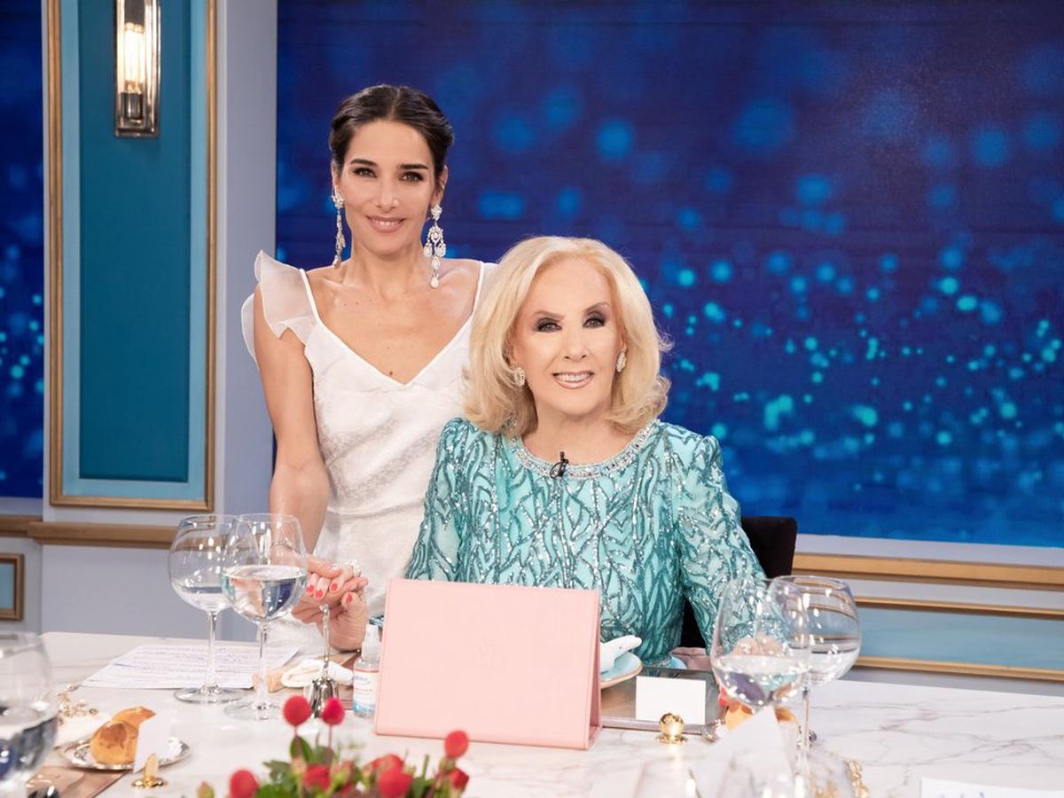 Juana Viale habló de la salud de Mirtha Legrand.
