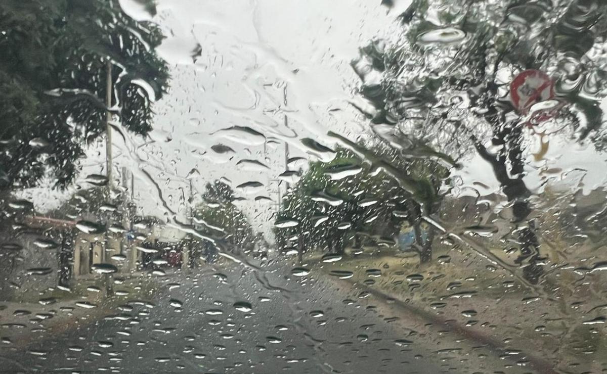 FOTO: Lluvia en Córdoba (Foto: Daniel Cáceres para Cadena 3)