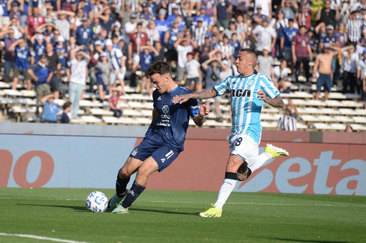 FOTO: Valentín Depietri marcó el primer tanto ante Racing. (Foto: Daniel Cáceres/C3)