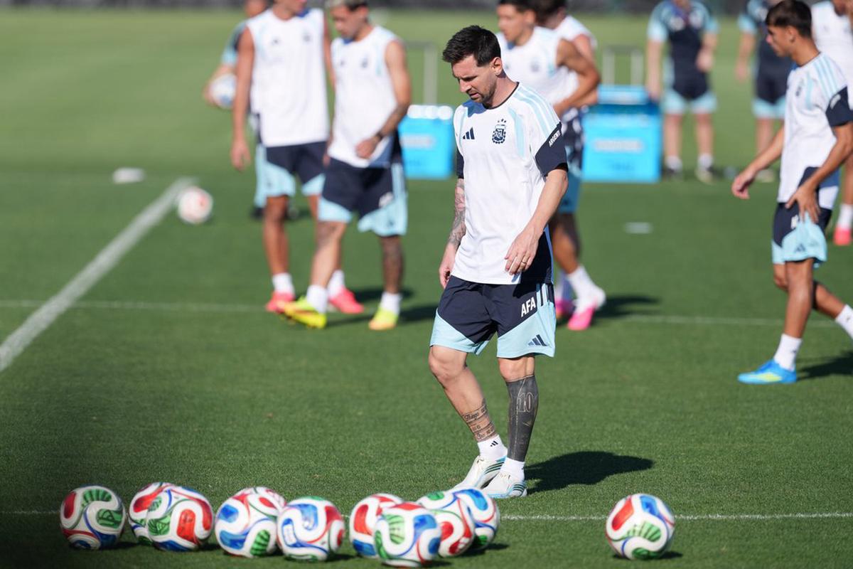 Lionel Messi comenzó el Mundial 2026 con un impresionante hat-trick ante Argelia.