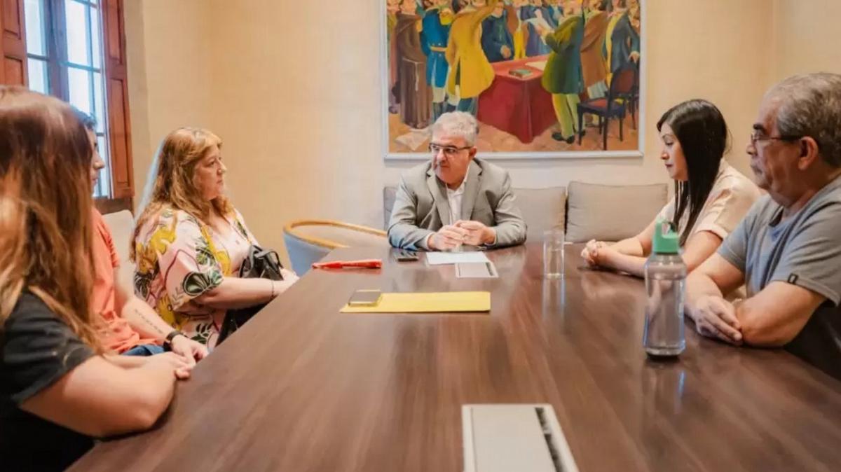 FOTO: El gobierno de Catamarca se reunió con la familia del gendarme Nahuel Gallo