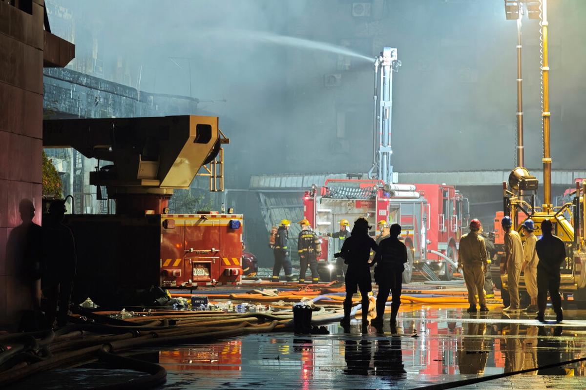 Incendio en fábrica de calzado que dejó 28 muertos resalta riesgos de seguridad laboral en China