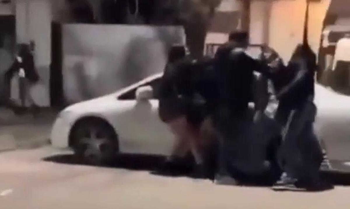 Una adolescente apuñalada en La Pampa: el violento episodio fue grabado por testigos