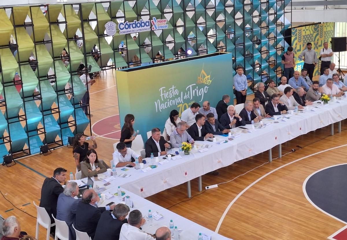 Una Mesa histórica. El acuerdo fue activar un trabajo conjunto.