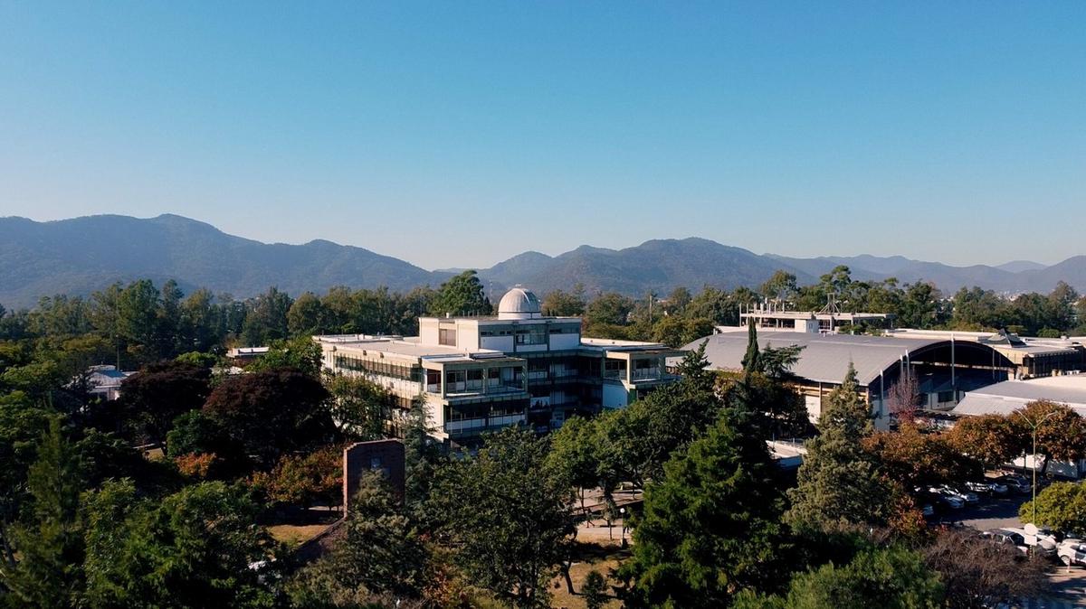 Investigan a dos estudiantes de la Universidad Nacional de Salta.