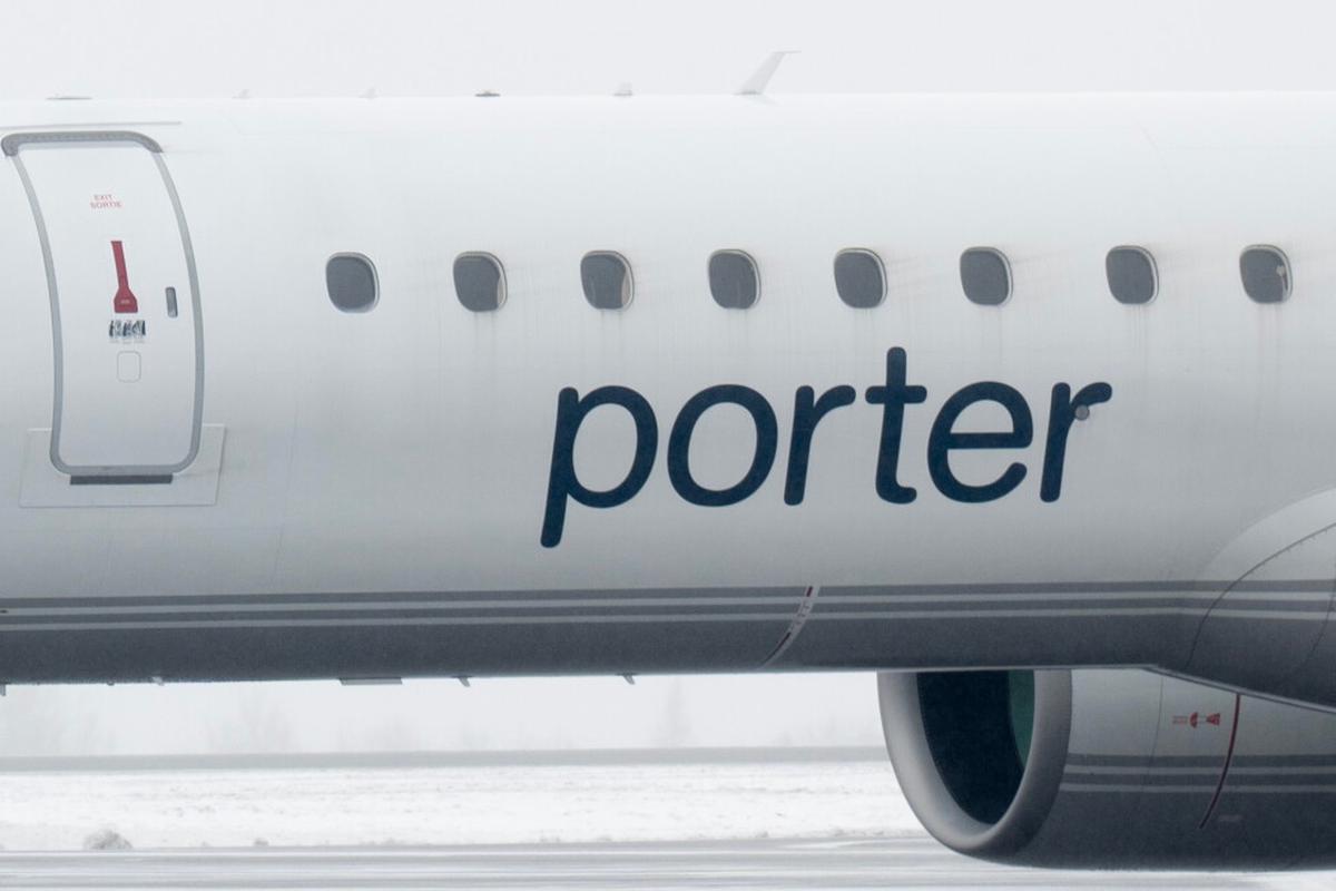 Niño se rehúsa a abrocharse el cinturón de seguridad y provoca cancelación de vuelo en Canadá