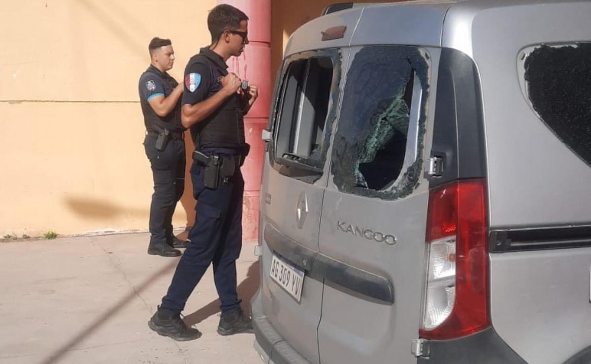 FOTO: Hubo destrozos en una escuela de Córdoba