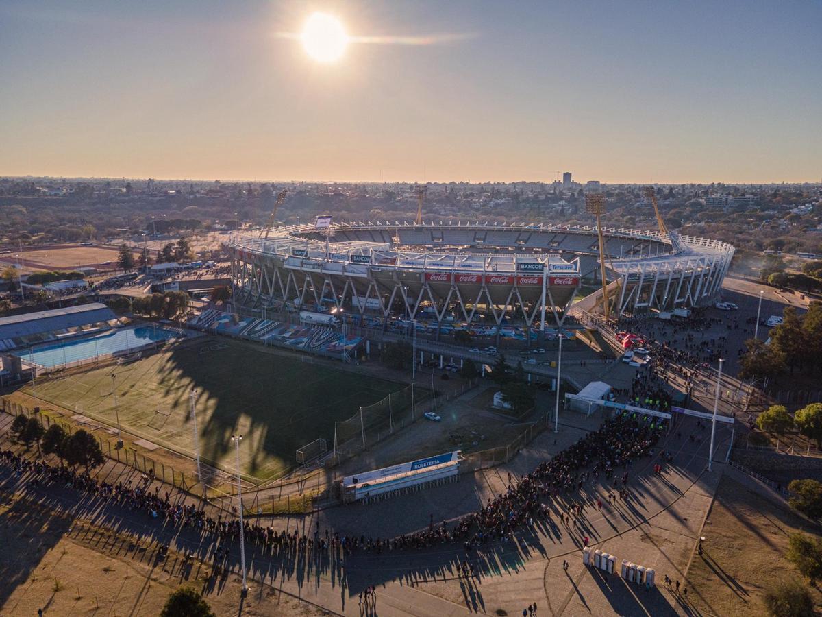 Color y alegría en el Kempes por el Día del Niño de Cadena 3