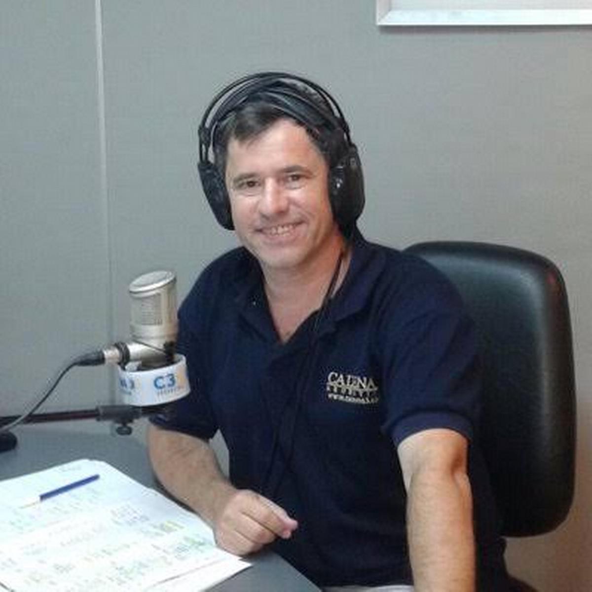 Daniel Basterra, periodista de Cadena 3 premiado.