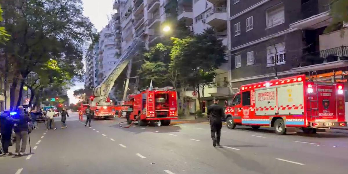 Incendio en un edificio de Recoleta: cinco personas atendidas por el SAME