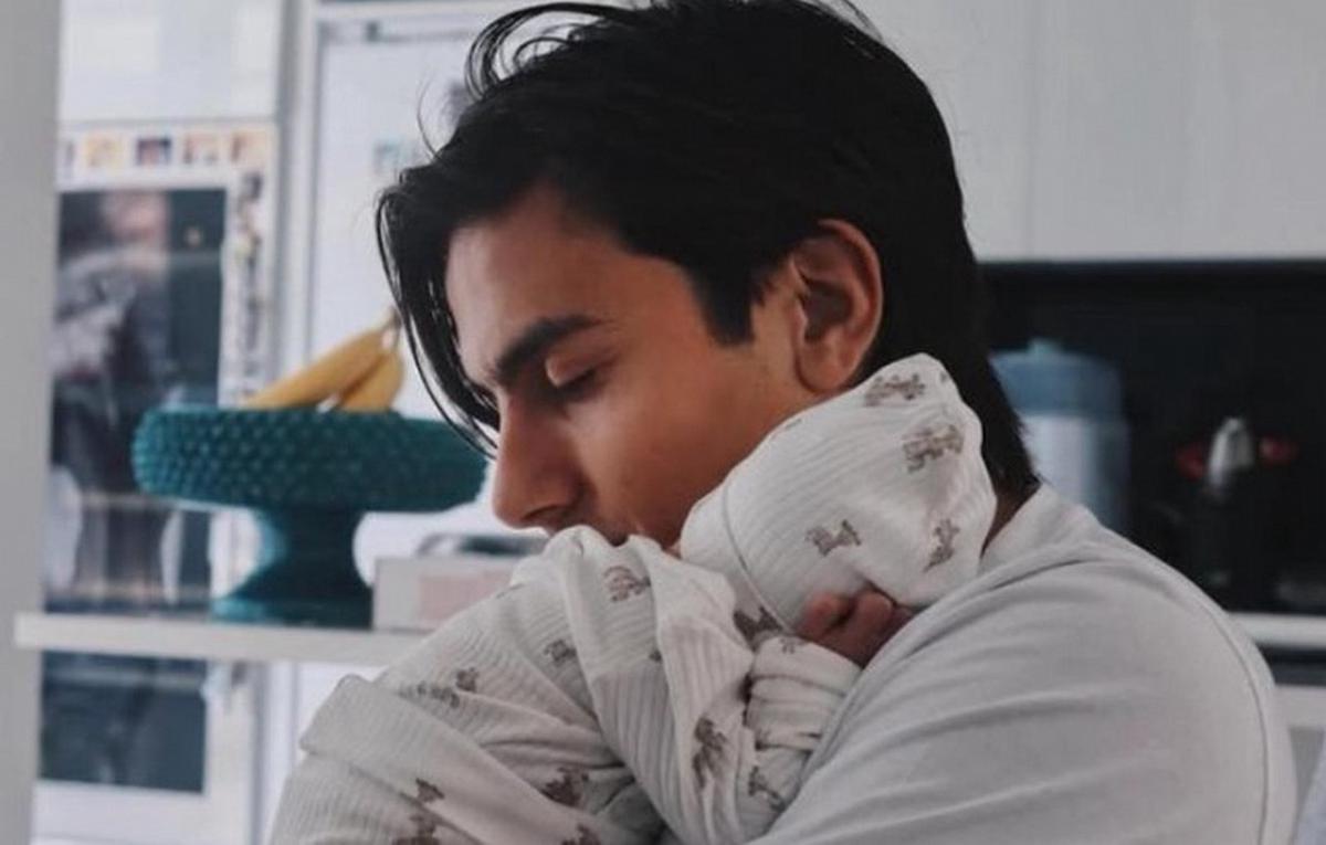 Dybala, con su pequeña hija.