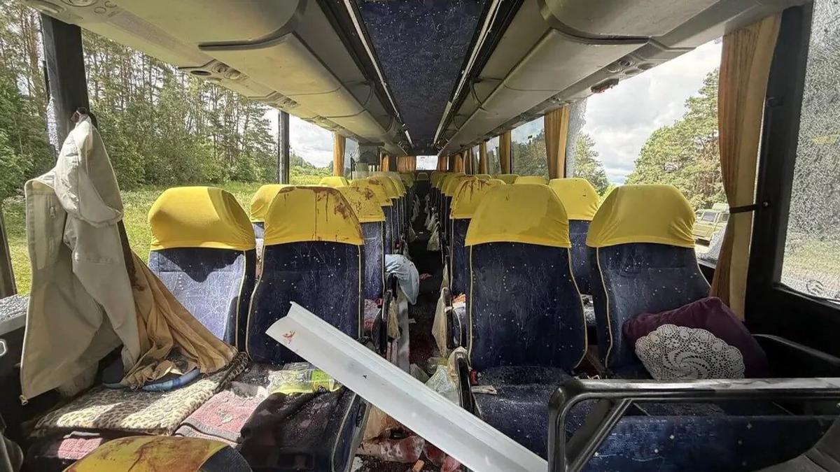 Interior del vehículo de transporte.