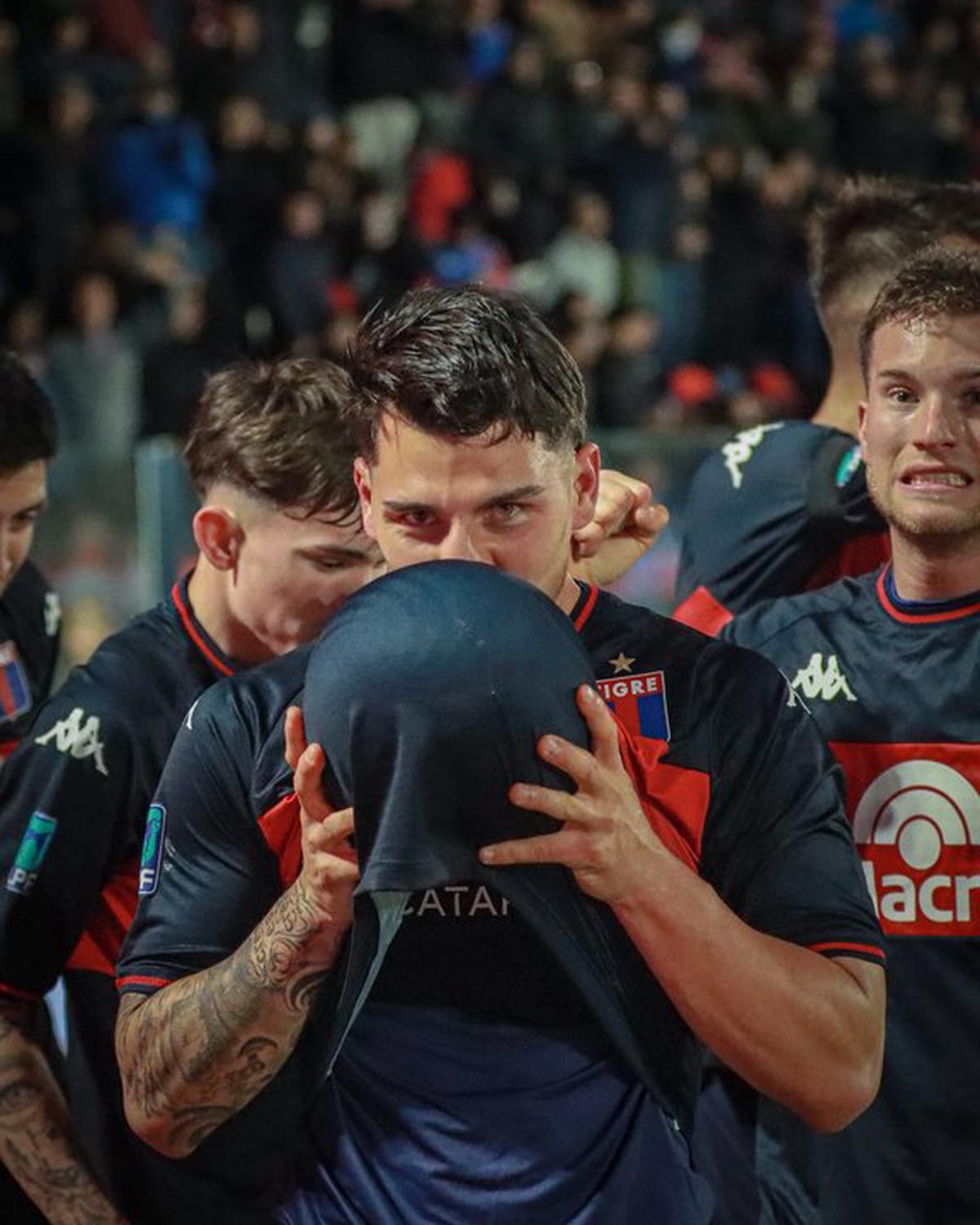 La increíble relación entre Coudet y Nacho Russo, el verdugo de River: es su padrino.