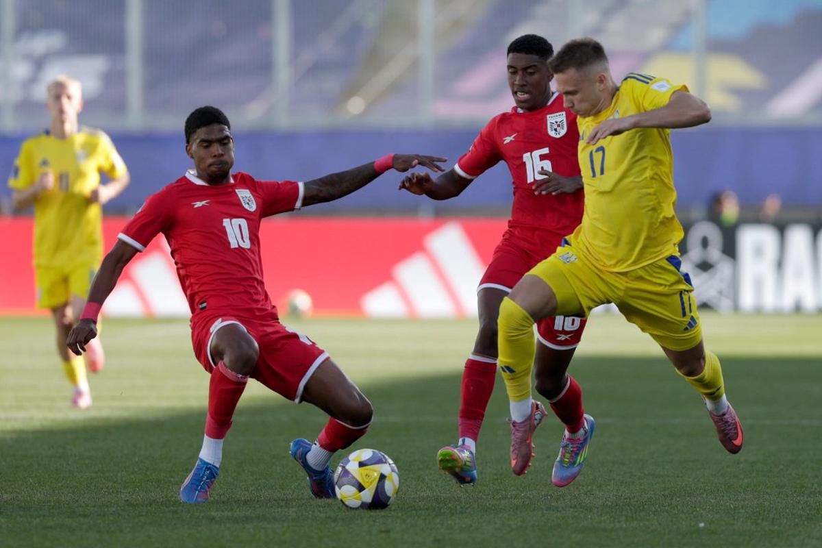 Panamá vs. Ucrania.