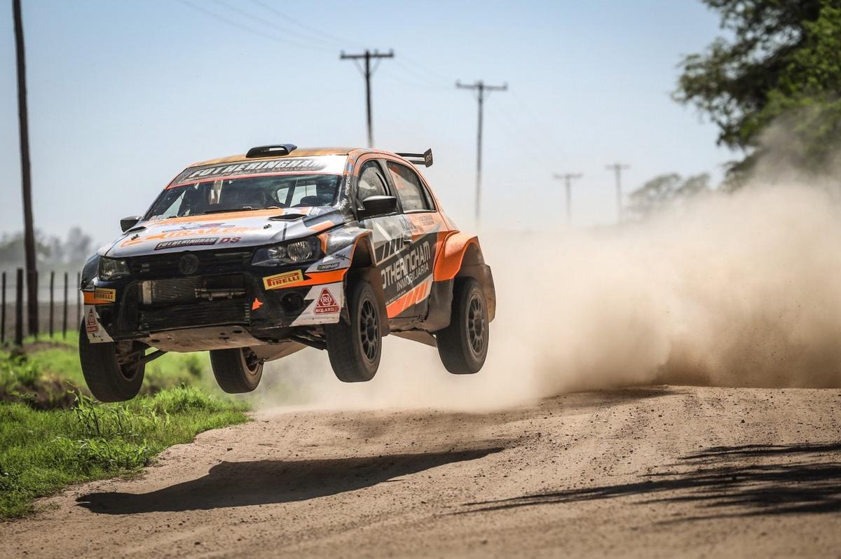 FOTO: Primera victoria de Fotheringham en Maxi Rally