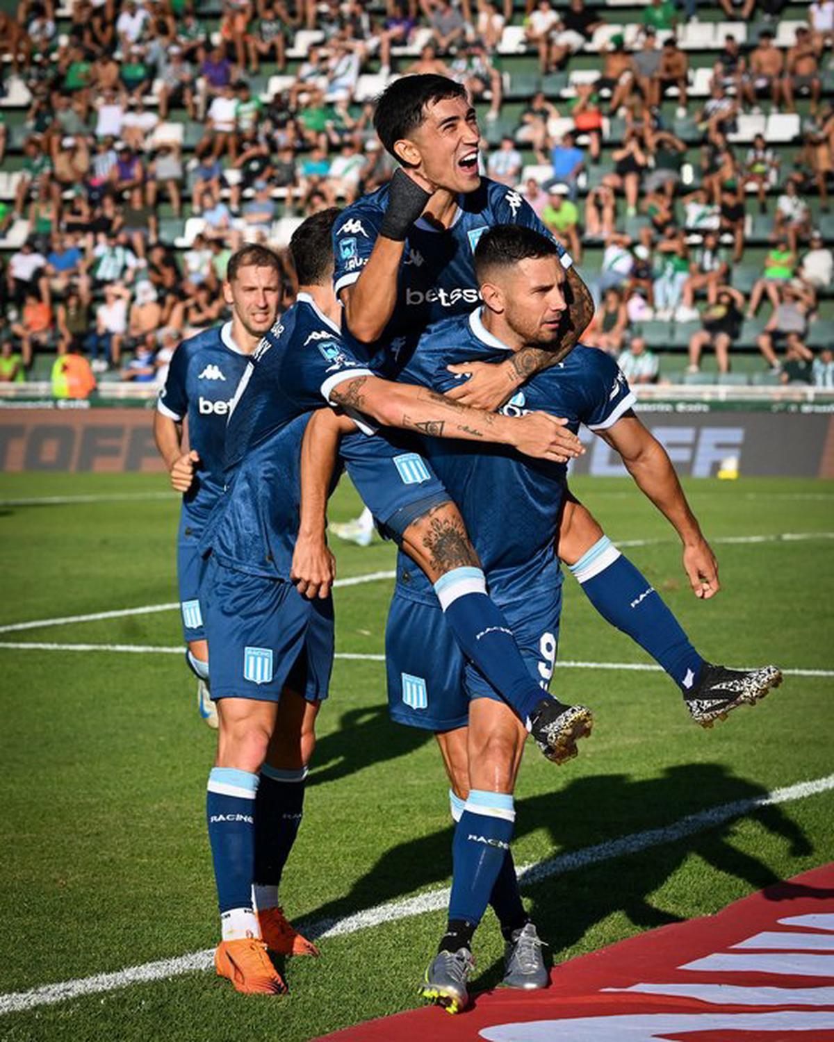 Racing quiere acercarse a las primeras posiciones de la Zona B.