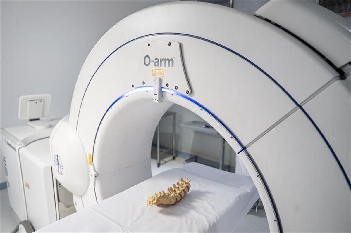 Scanner móvil intraoperatorio O-arm™