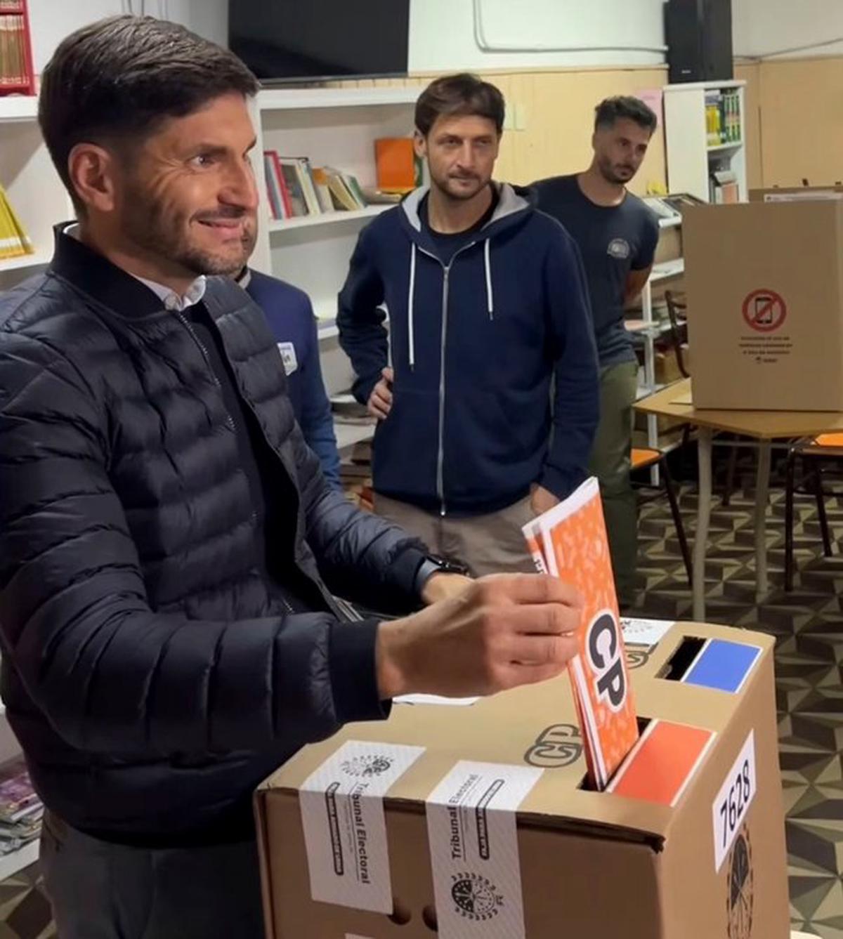 Votó Maximiliano Pullaro en Santa Fe y rechazó la suba de retenciones: “Es un error retrotraer la medida”