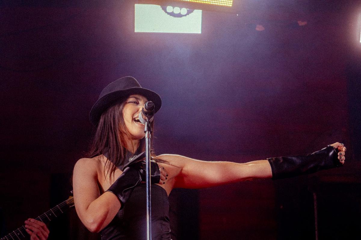 Loretta Sorbello se presentó en el Cosquín Rock.